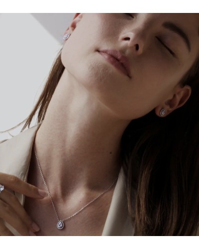 Detalles Pendientes pequeños de plata para mujer. Pendientes de moda perfectos para combinar con otros tipos de pendientes. Pend